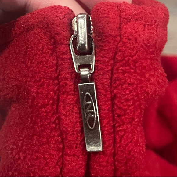 Northern Reflections Vintage Red Fleece Penguin Vest with sparkly beads size XL - Picture 9 of 9